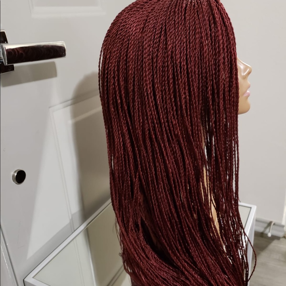 Braided wig - Picture 7 of 7